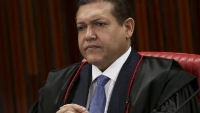 Decisão de Nunes Marques recoloca Deltan na disputa pelo Senado no PR